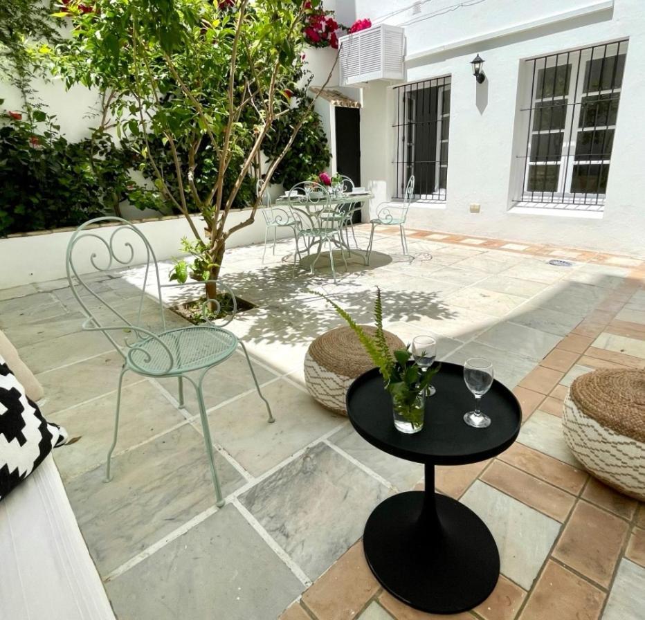 Gatu Premium Apartamento Palacio Oneto Con Jardin Privado " Preferente Mayores De 25 Anos Y Familias " El Puerto de Santa María Exteriör bild