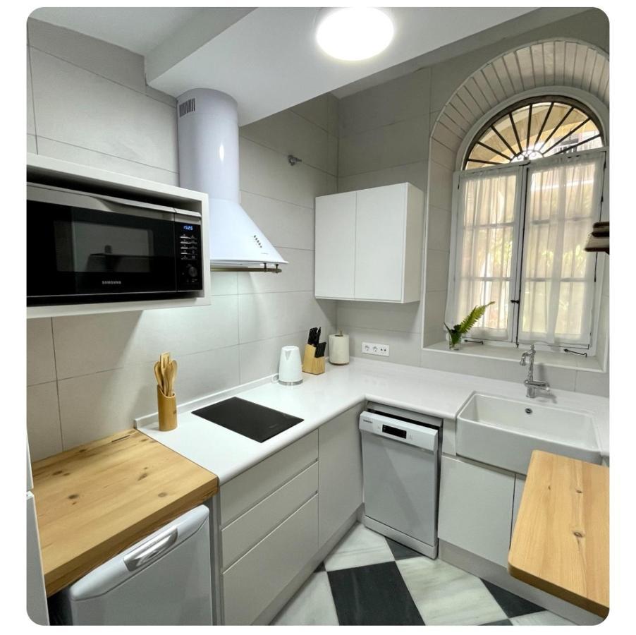 Gatu Premium Apartamento Palacio Oneto Con Jardin Privado " Preferente Mayores De 25 Anos Y Familias " El Puerto de Santa María Exteriör bild