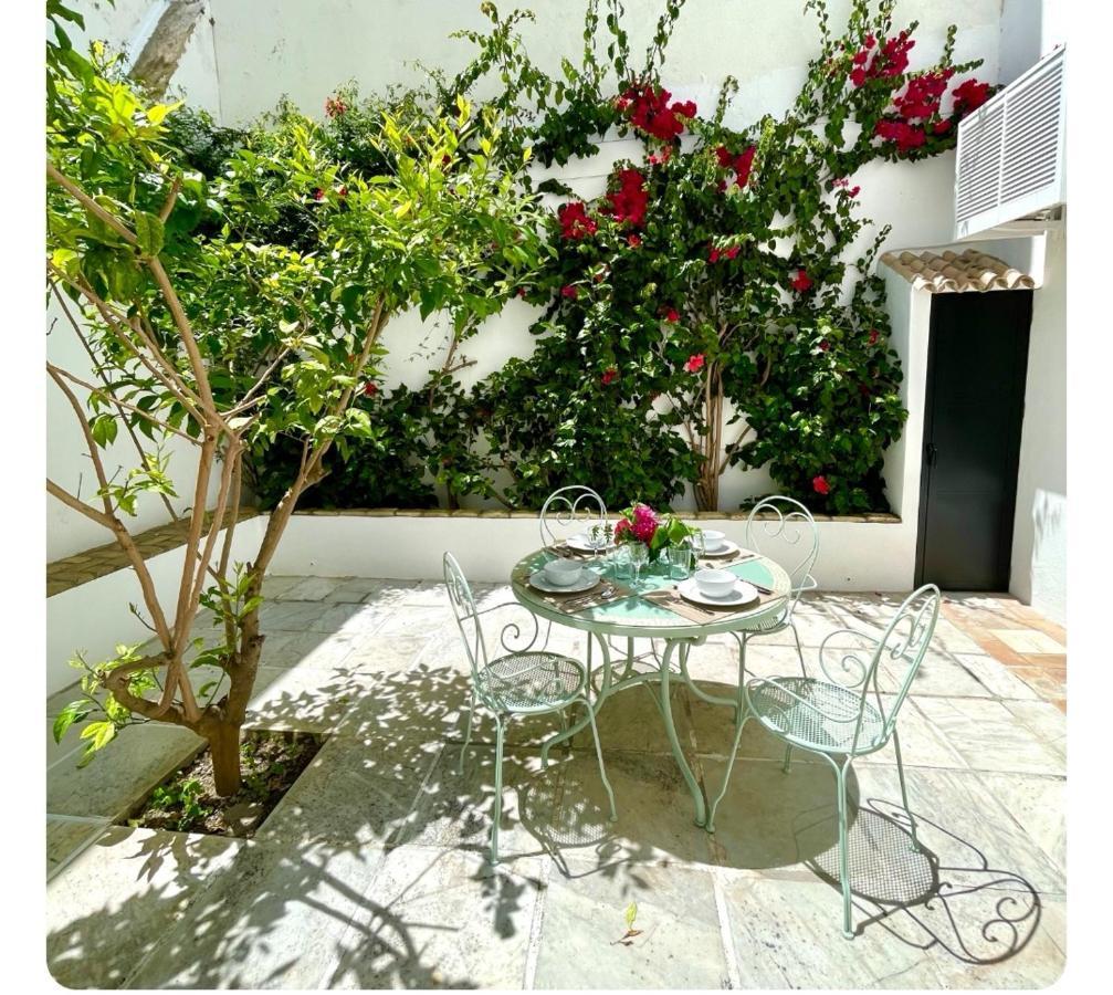 Gatu Premium Apartamento Palacio Oneto Con Jardin Privado " Preferente Mayores De 25 Anos Y Familias " El Puerto de Santa María Exteriör bild