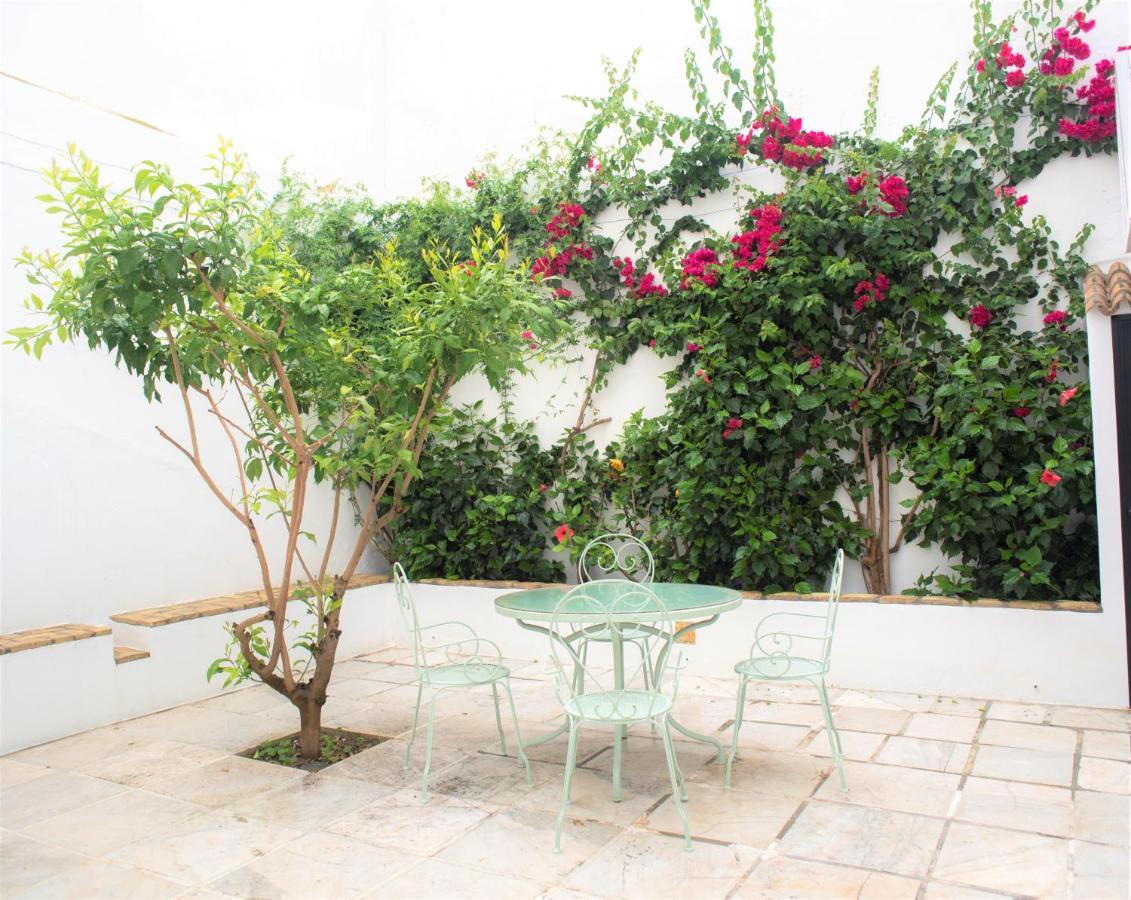 Gatu Premium Apartamento Palacio Oneto Con Jardin Privado " Preferente Mayores De 25 Anos Y Familias " El Puerto de Santa María Exteriör bild